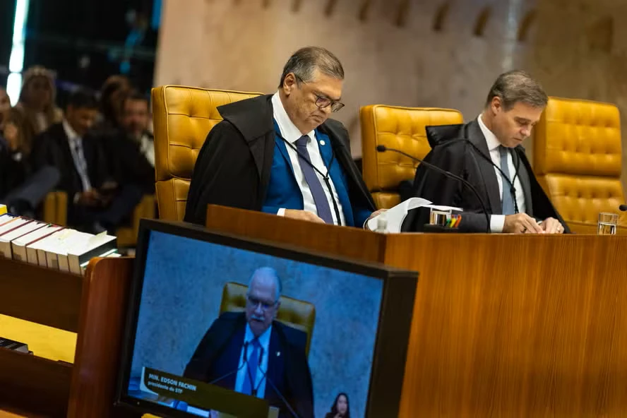 O Início do Fim do STF: como Lava Jato, censura e guerra de liminares corroeram a Corte