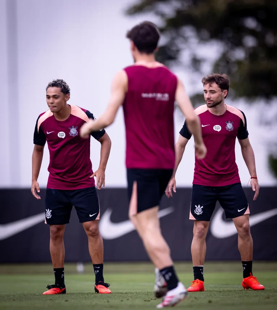 Veja fotos do último treino do Corinthians antes do Derby