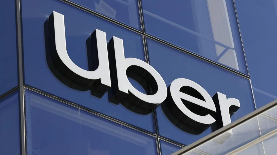 MPT processa Uber em R$ 321 milhões por taxa cobrada de motoristas
