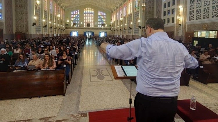 Campinas/SP: encontro histórico da música litúrgica no Brasil com mons. Frisina