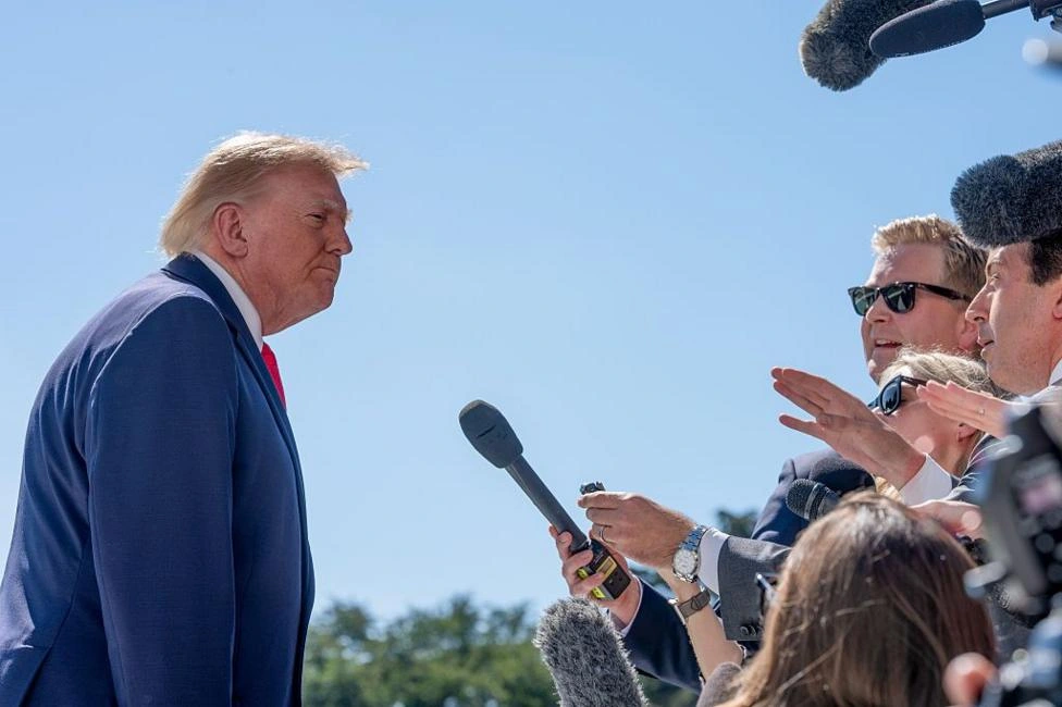 Trump diz que está acompanhando as eleições presidenciais no Brasil 'muito de perto'