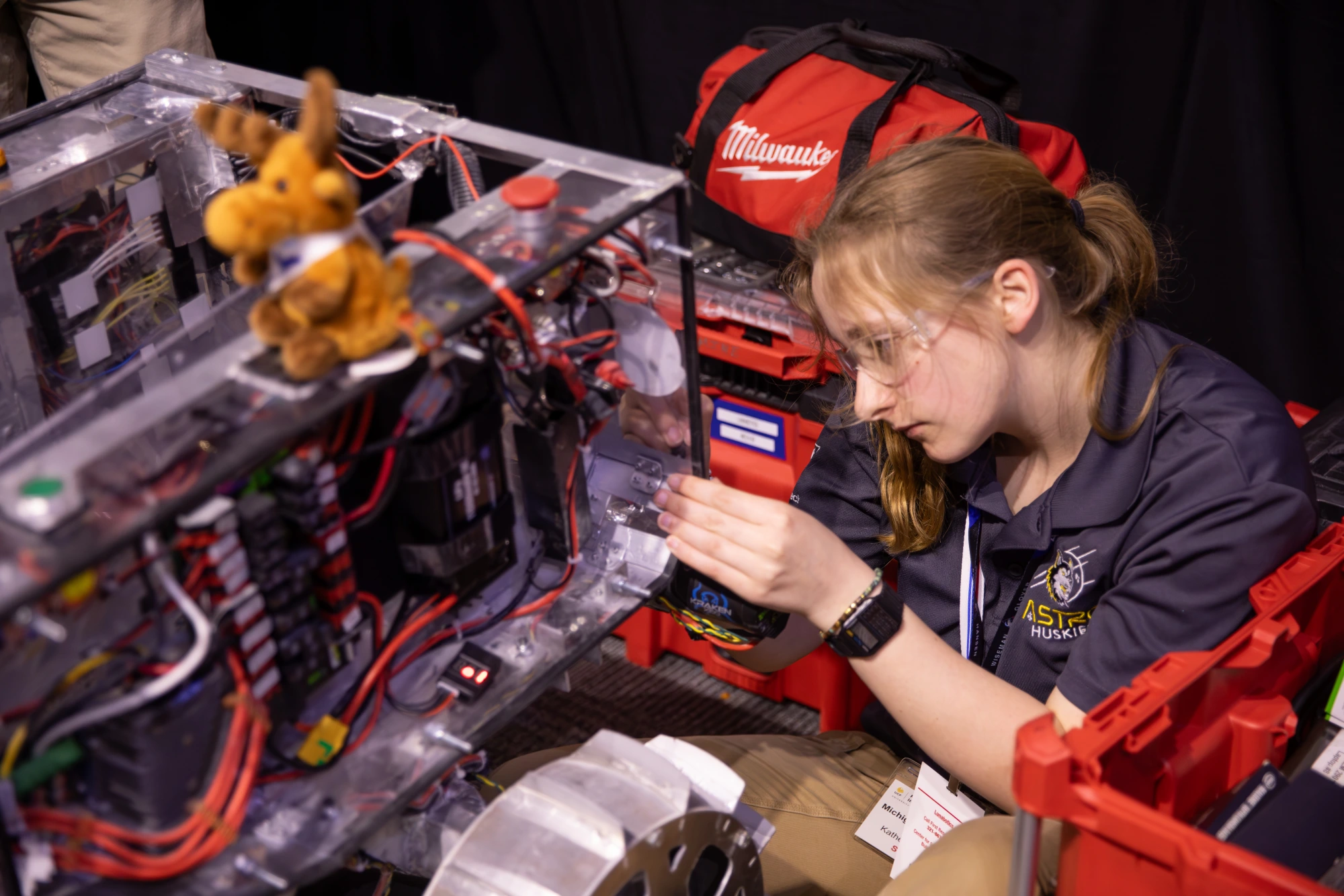 Estudantes Constroem Robôs Lunares para o Desafio Lunabotics 2026 da NASA