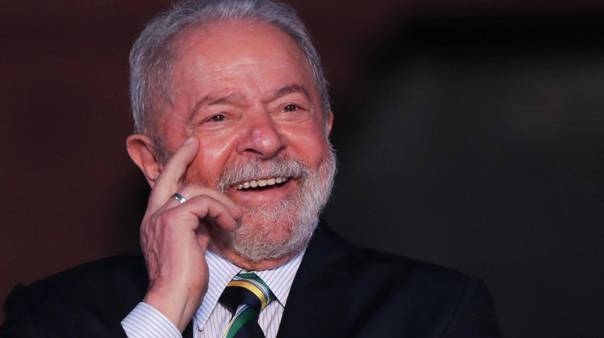 Mercado financeiro reage com pessimismo após resultado das eleições presidenciais