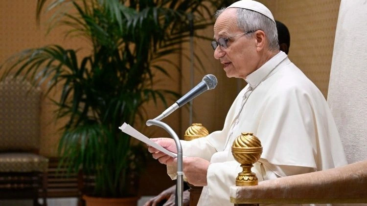 O Papa: a beleza desperta os desejos mais nobres do coração, abrindo-o para Deus