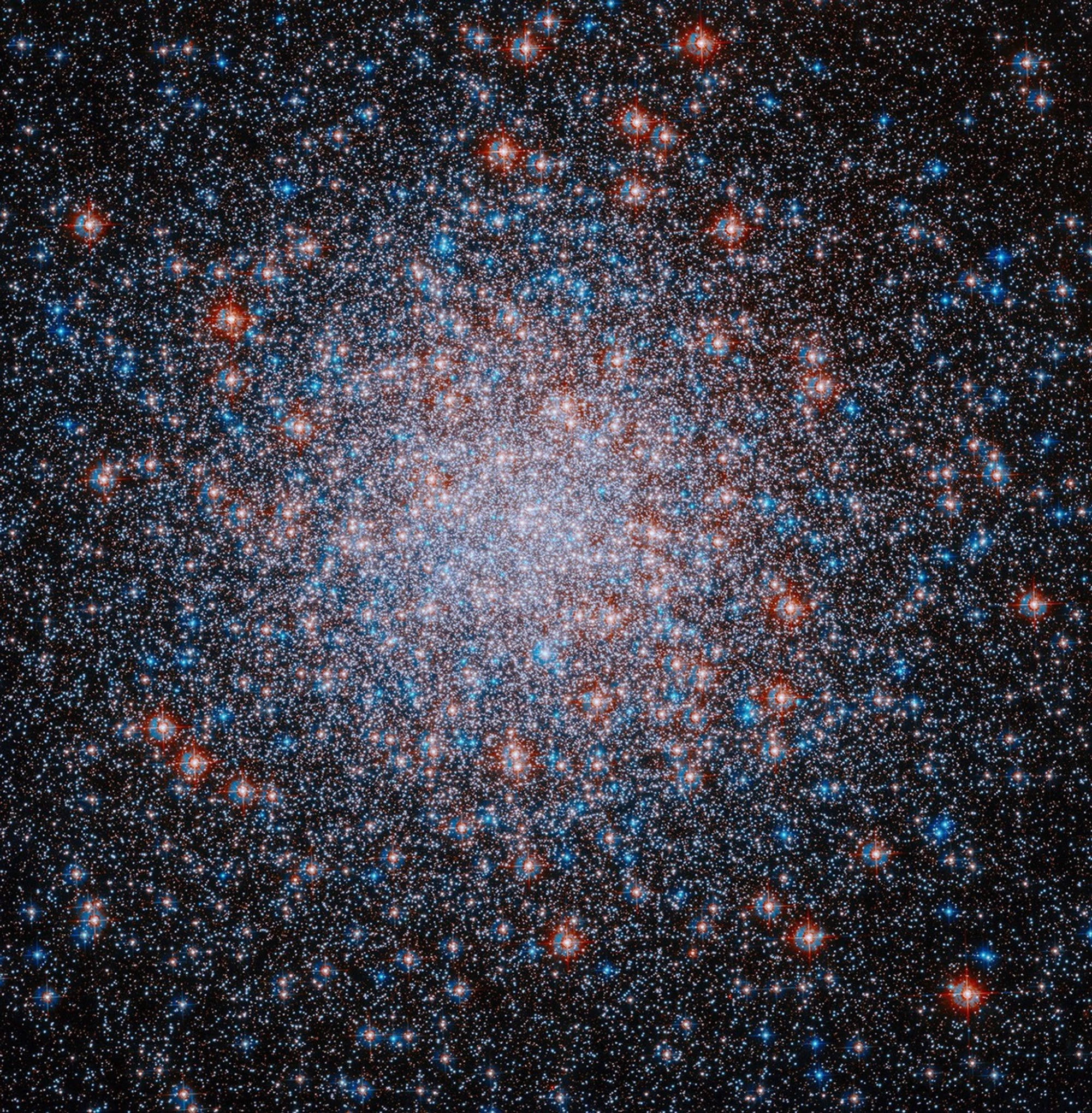 Hubble Captura Aglomerado Repleto de Estrelas