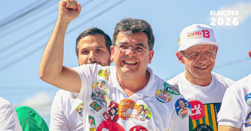 O governador da 'ala liberal' do PT reeleito com 70% votos, recorde no país
