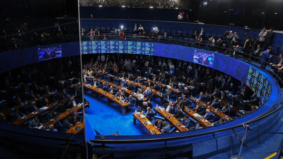 Maior índice de candidatos à reeleição ameaça renovação do Senado