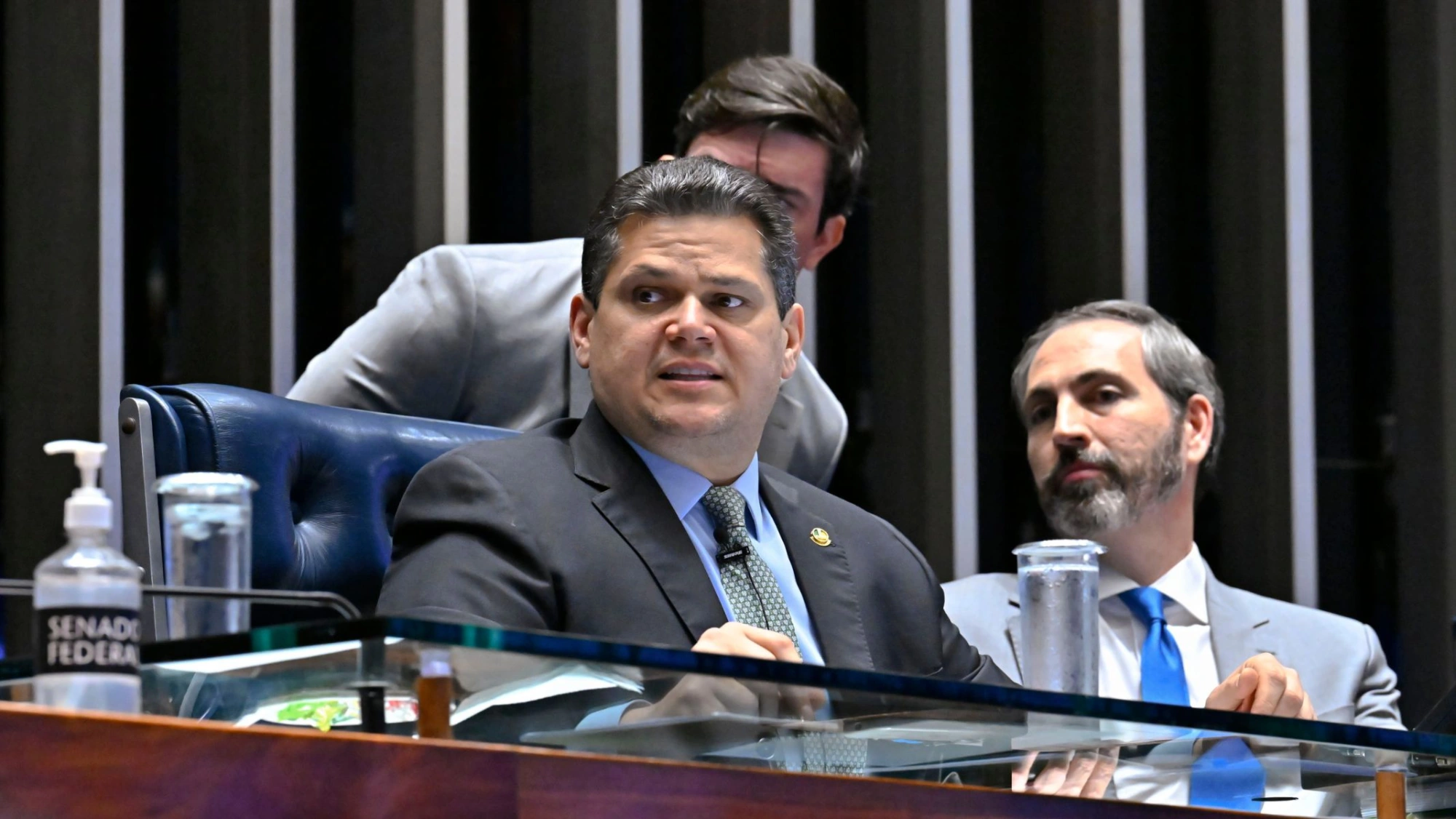 “Oportunismo e irresponsabilidade”, diz advogada sobre perdão a MEI