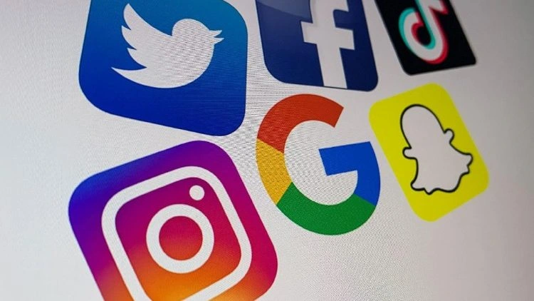 Comissão da União Europeia adota "EU Kids Act" e proíbe redes sociais a menores de 13 anos