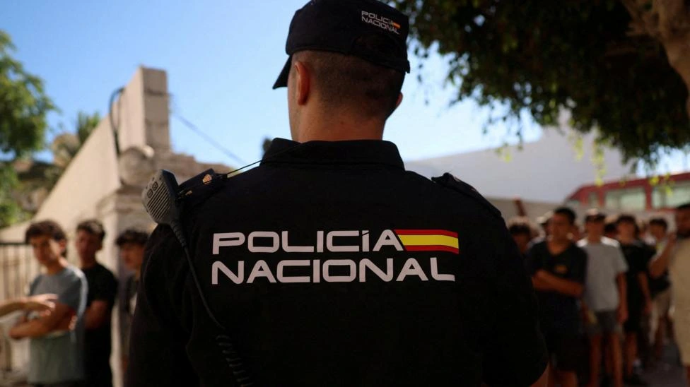 Perfis nas redes sociais espalharam informações falsas e incentivaram nova travessia de migrantes para Ceuta