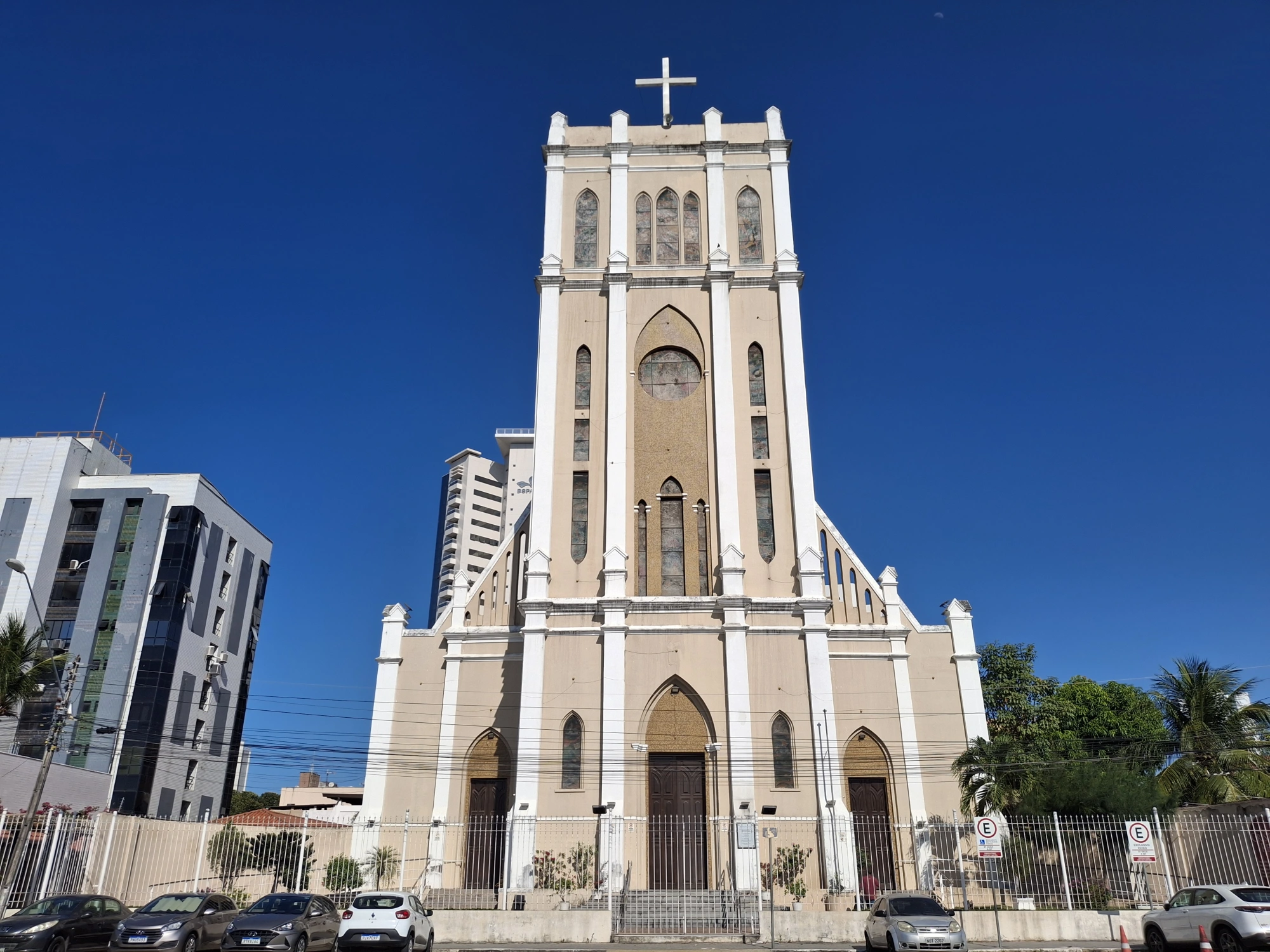 Cristo e a Igreja!