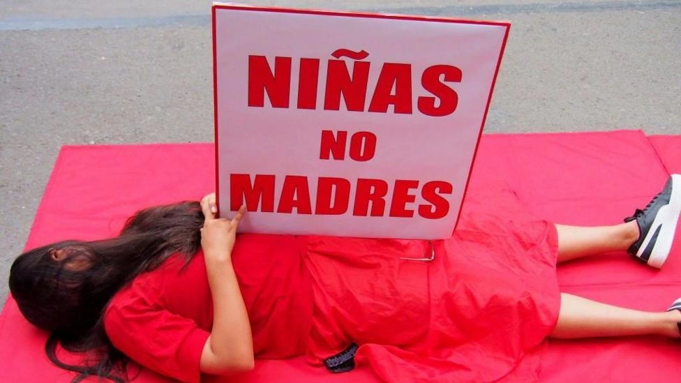'Meninas de 3 anos infectadas com HIV': a indignação dos peruanos pelas mais de mil vítimas de abuso sexual infantil