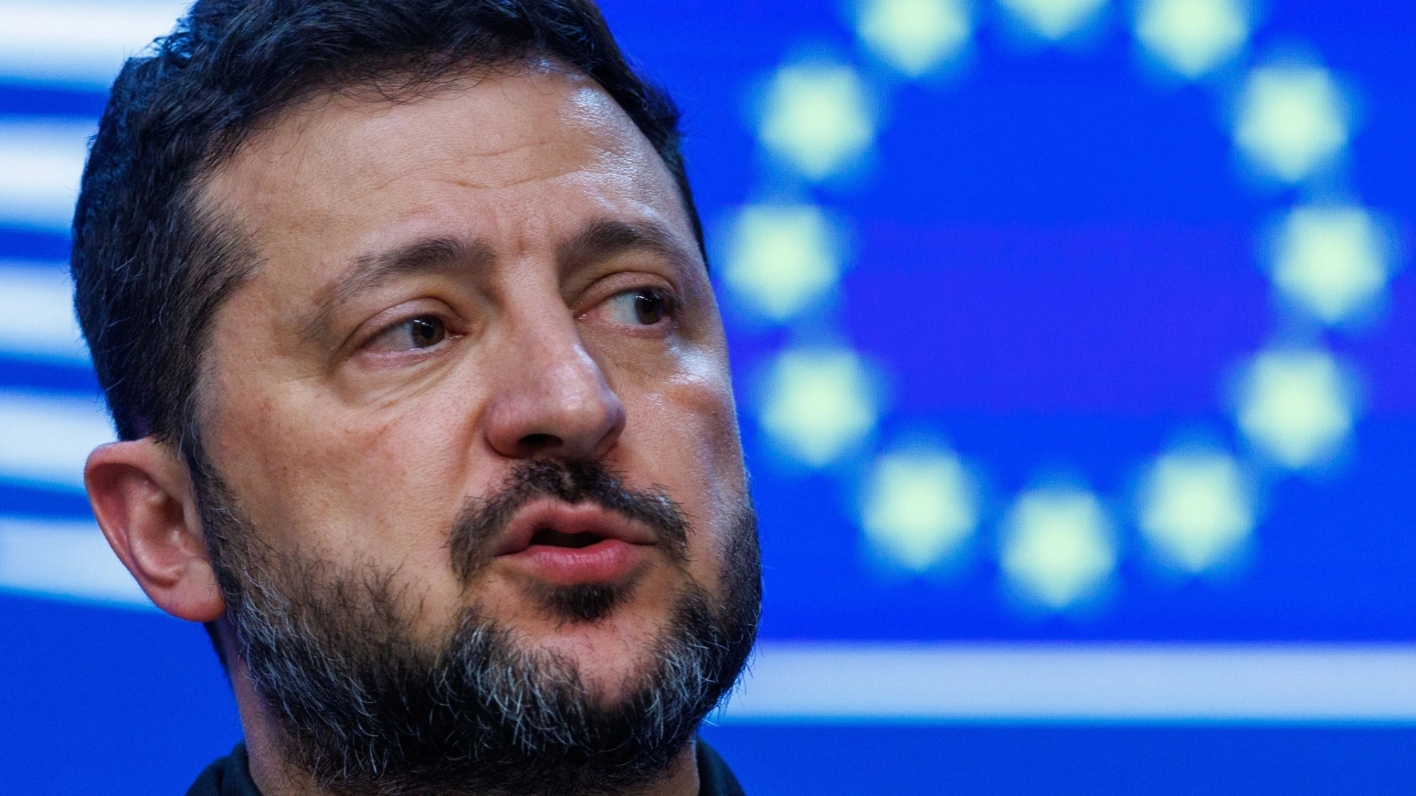 Zelensky critica decisão de Trump de suspender sanções à Rússia: “EUA precisam ver o que está acontecendo”