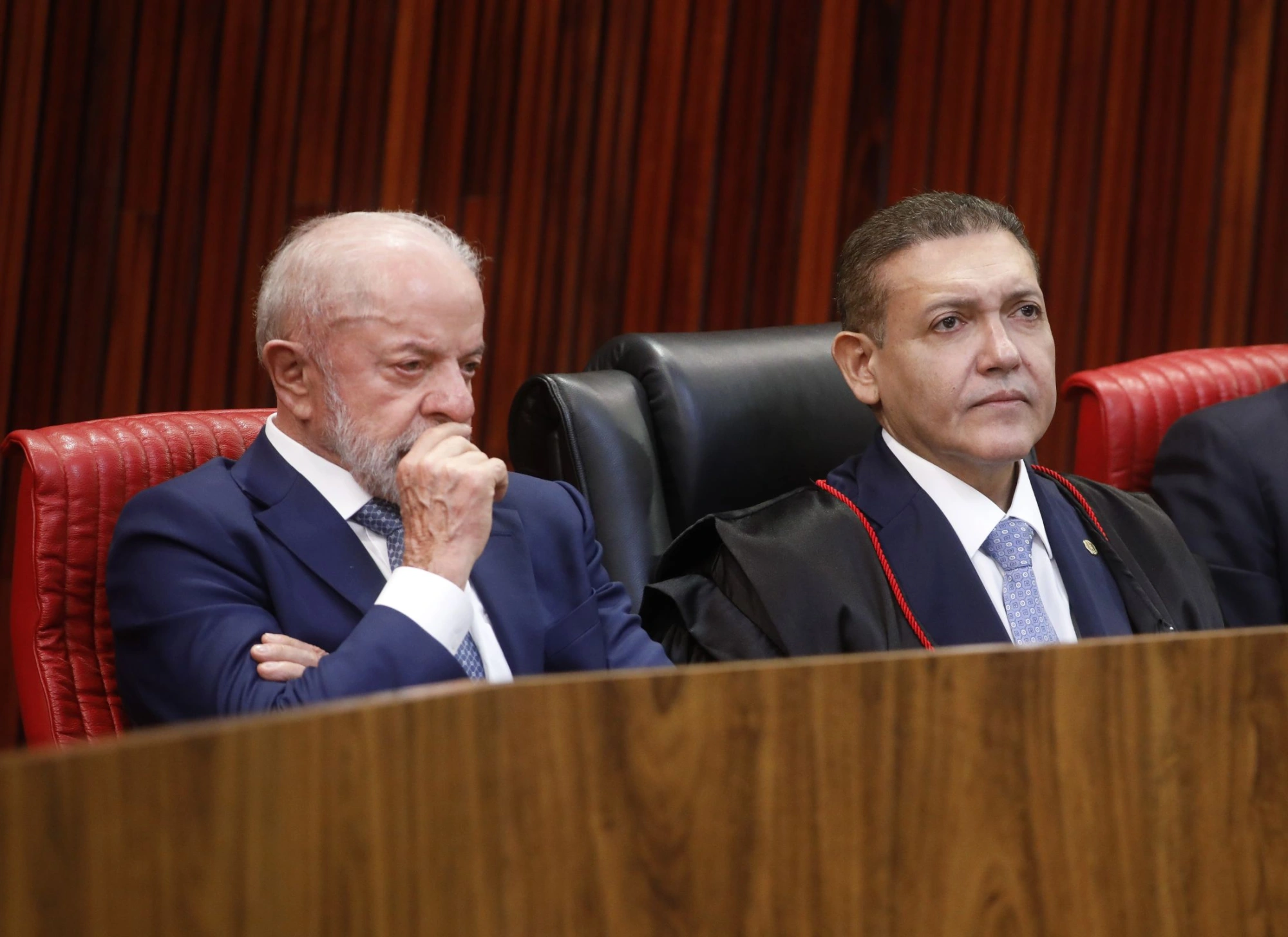 Presidente do TSE não pode ter lado na política, diz Lula