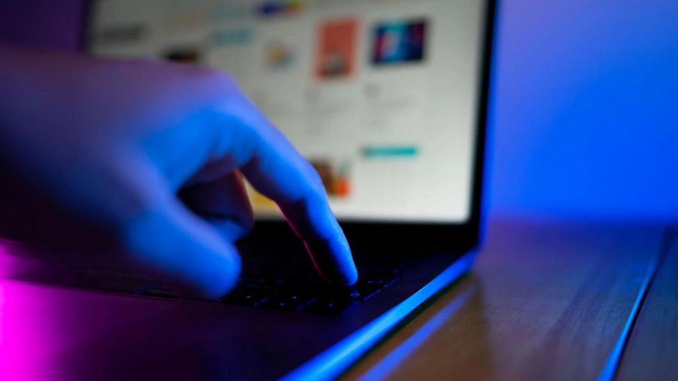 'Derruba esse site': como Vorcaro tentava controlar sua imagem e a de aliados na internet