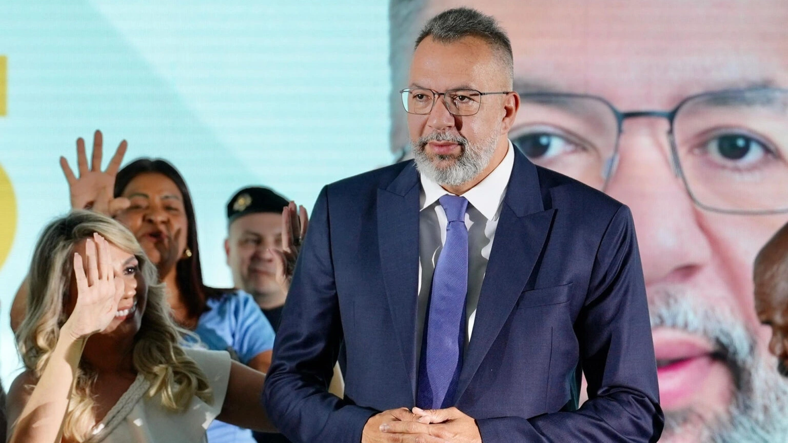 PGE quer cassar candidatura de deputado mais votado do RJ por elo com milícias