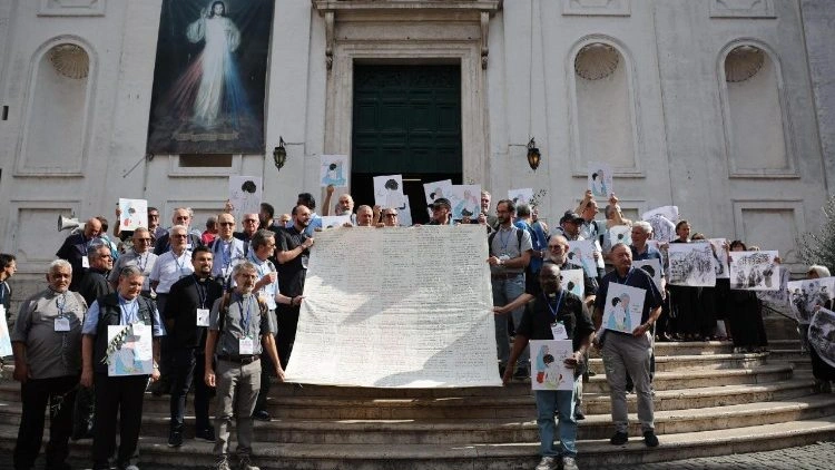 Roma: sacerdotes em marcha pela paz na Terra Santa