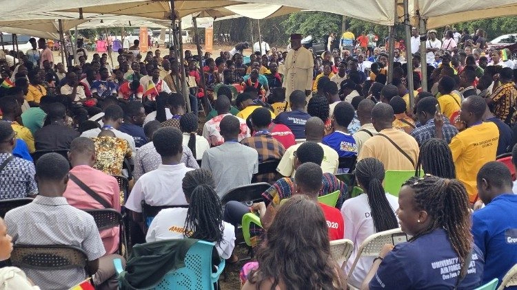 A luz da África está em vocês, a coragem dos jovens em Acra