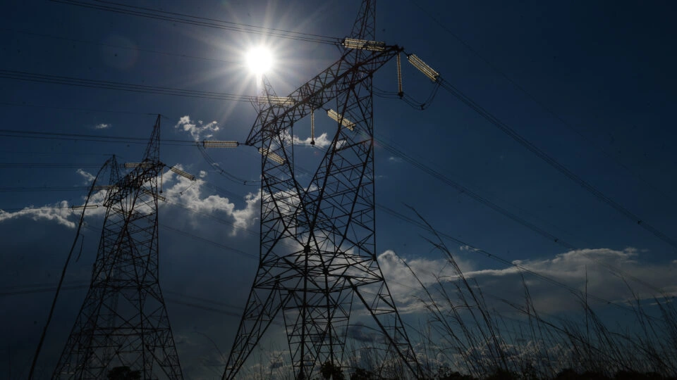 Cooperativas de energia elétrica conquistam topo do ranking de satisfação no Brasil
