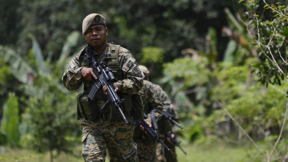 Aliados dos EUA, Panamá e Colômbia lançam operação conjunta contra grupo criminoso