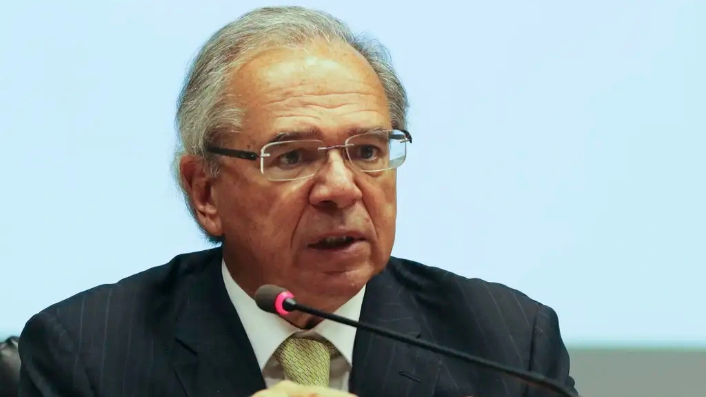 PF investiga Paulo Guedes por suspeita de crime contra o sistema financeiro