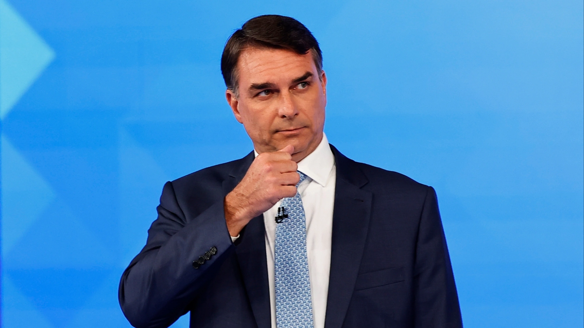 A “fuga” de Flávio e o regime de exceção que restou
