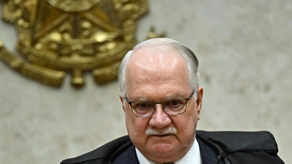 Presidente do STF intima Polícia Federal a prestar informações sobre o celular de Vorcaro