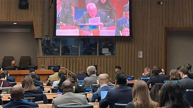 Santa Sé na ONU: redirecionar recursos para armas ao desenvolvimento humano integral