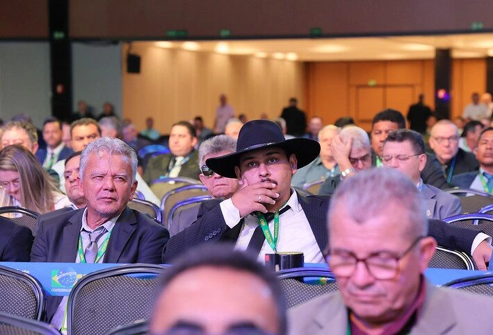 Prefeituras brasileiras aumentam depósitos em cooperativas para reter riqueza