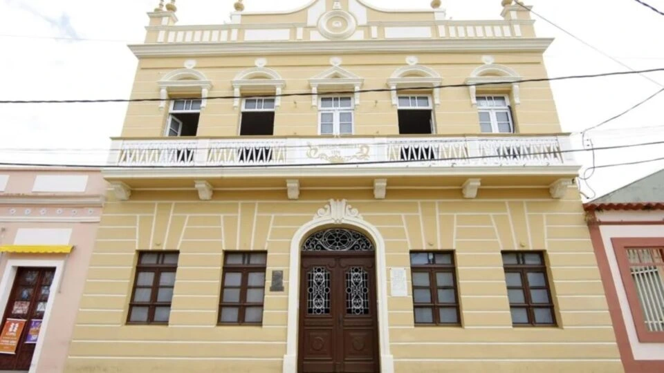 Yuri Osaki assume a prefeitura de Antonina após decisão do TSE