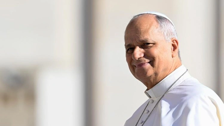 Papa Leão XIV pede inteligência artificial a serviço da paz