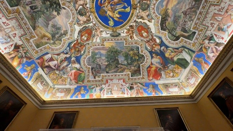 O Papa inaugura a mostra "AQVA" na Biblioteca Apostólica Vaticana