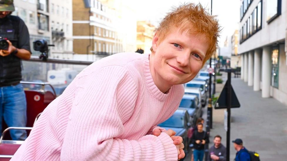 Como a fama de bom moço da música contribuiu para a maior crise da carreira de Ed Sheeran