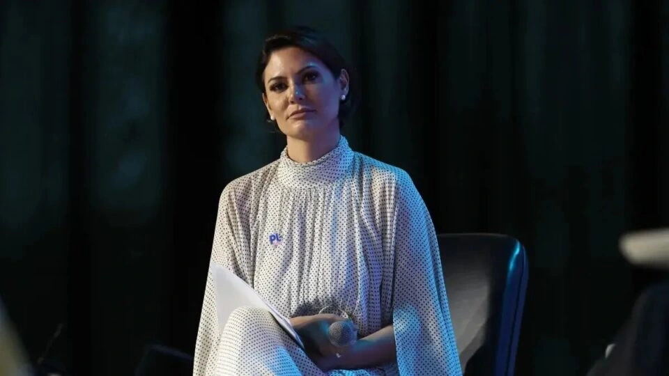 Michelle manda recado a Mendonça: “Você é um escolhido e ungido do Senhor”
