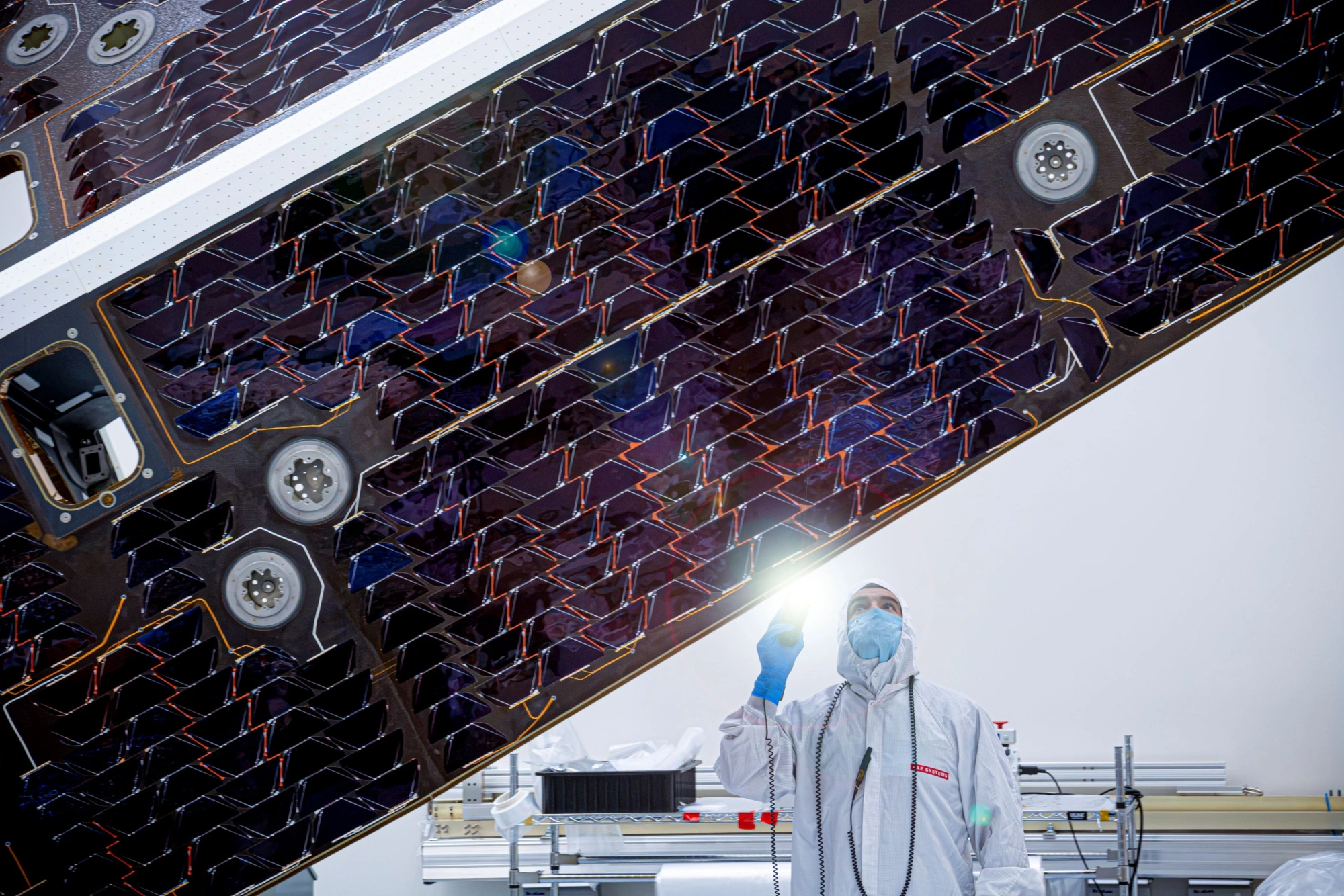 Para-sol do Neo Surveyor da NASA