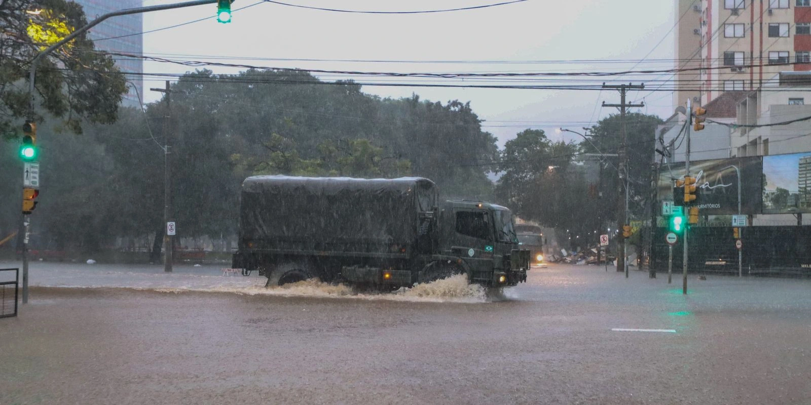Inmet alerta para grande perigo de tempestade no Sul do país