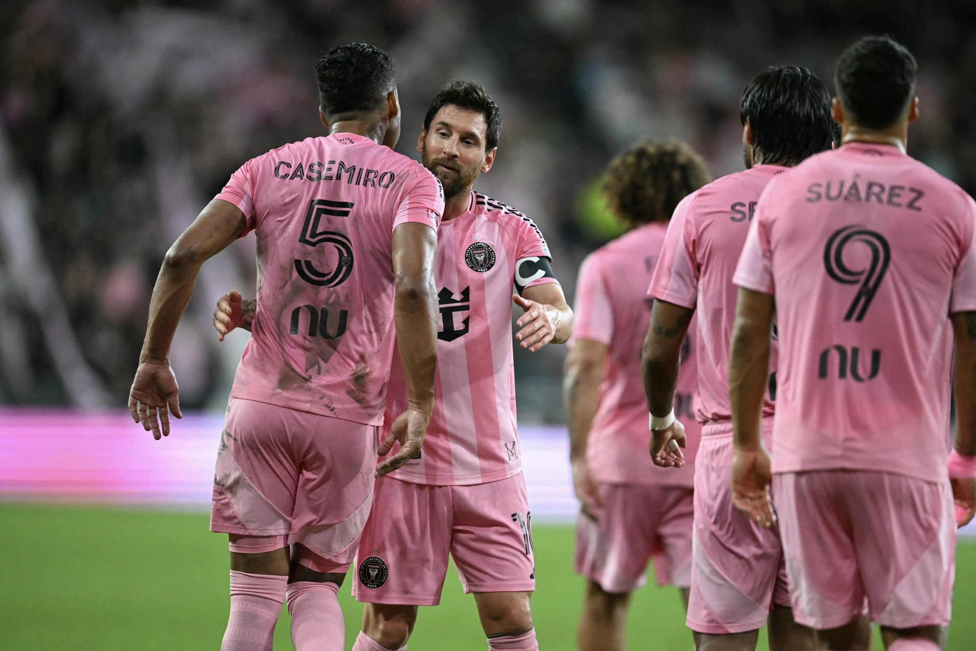 Com show de Messi e gol de Casemiro, Inter Miami faz sete no Montréal pela MLS
