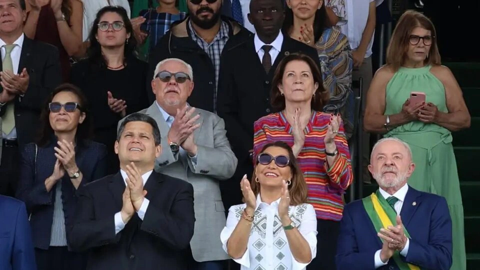 Desfile de 7 de Setembro em Brasília reúne Lula, Fachin, Alcolumbre e Hugo Motta