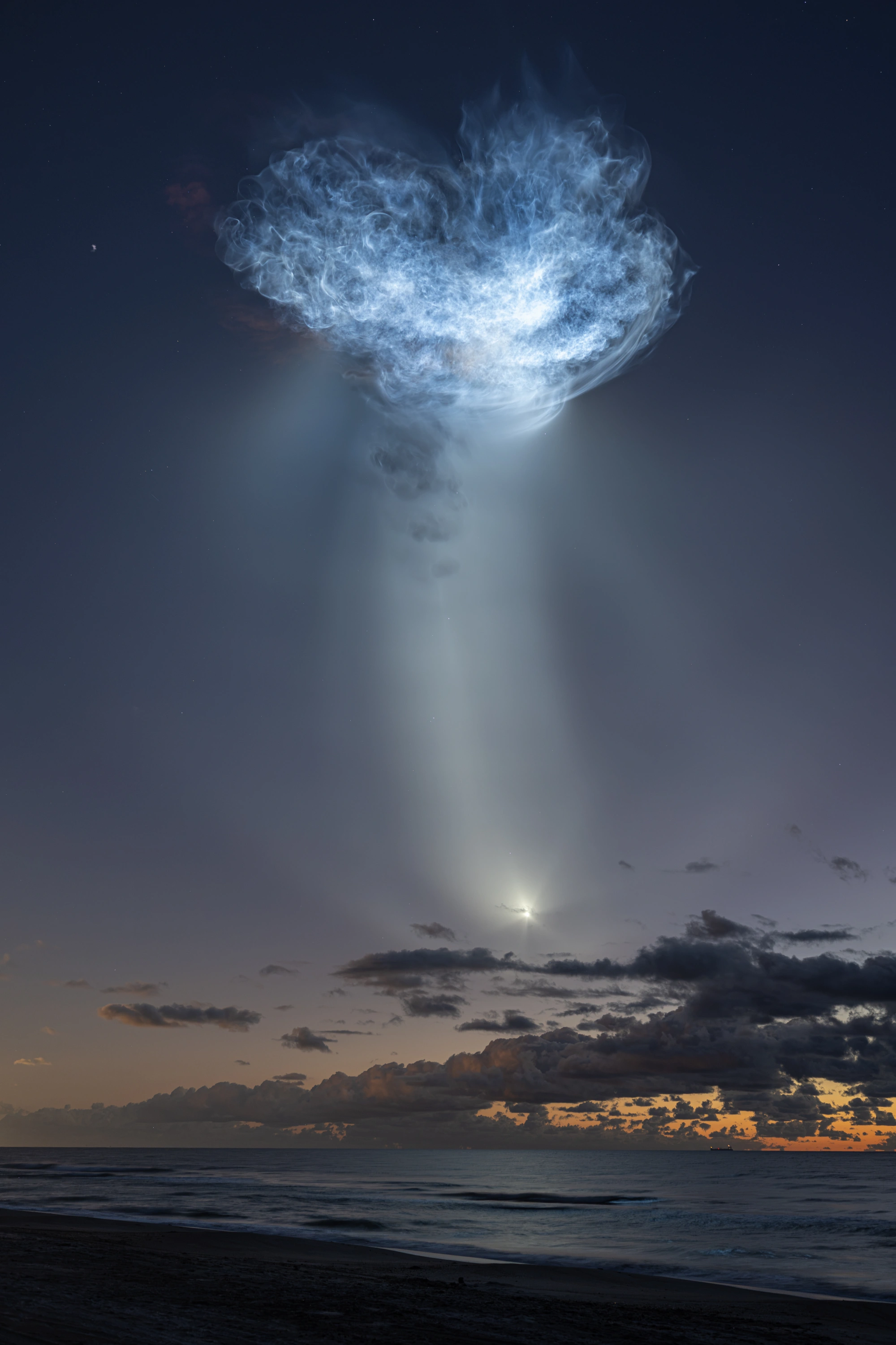 "Medusa" do lançamento da SpaceX CRS-35 da NASA