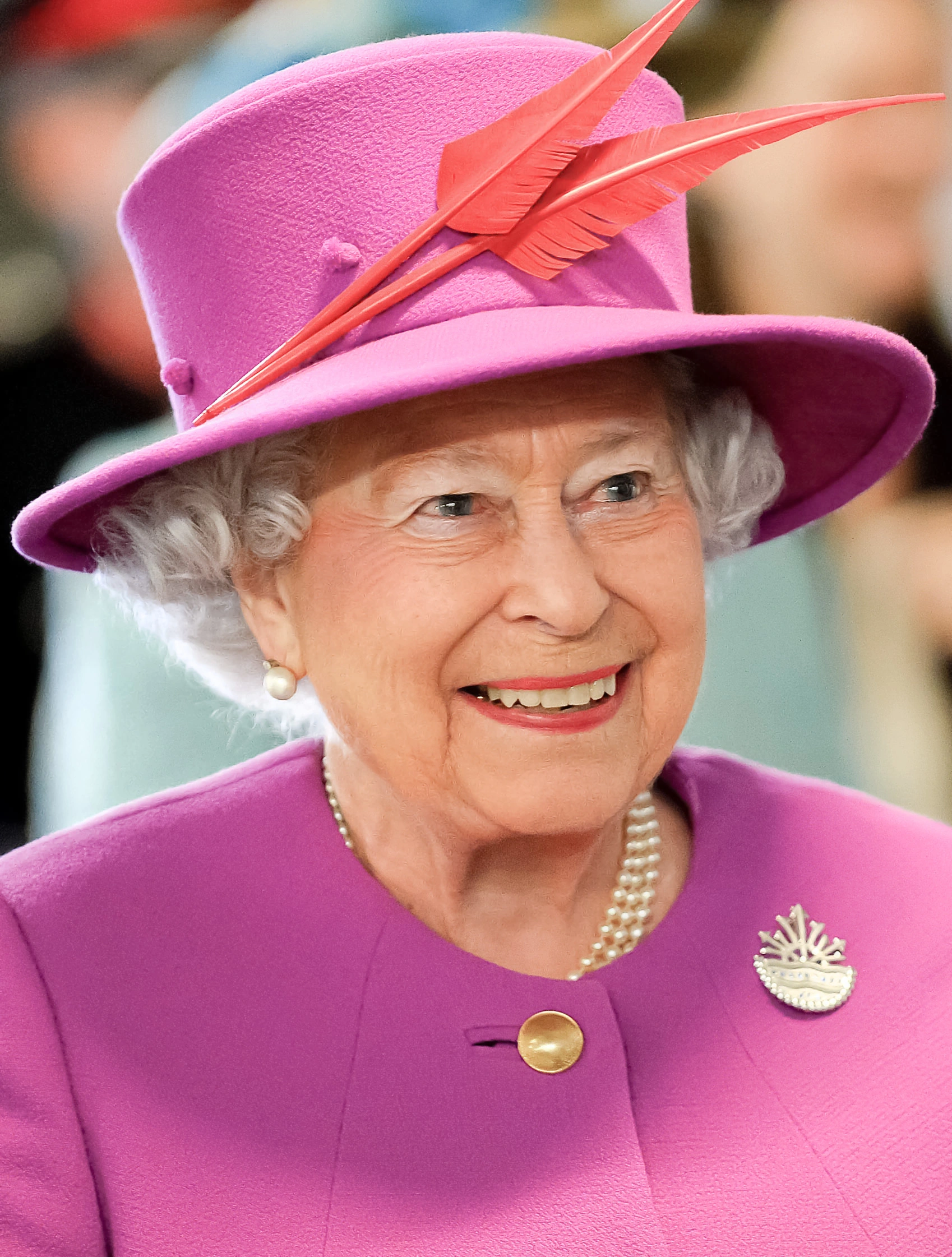 Há 11 anos: Isabel II do Reino Unido