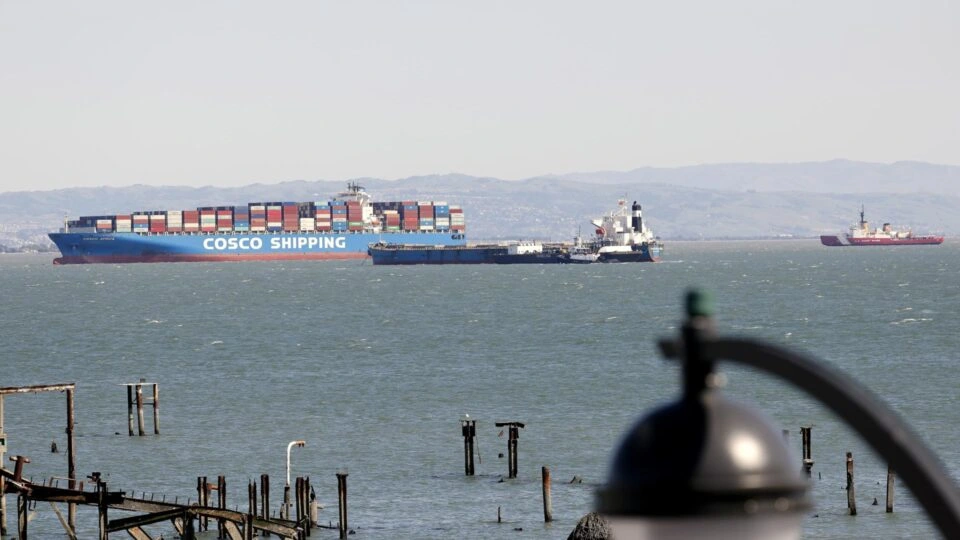 EUA acusam navios de estatal da China de espionarem comunicações militares